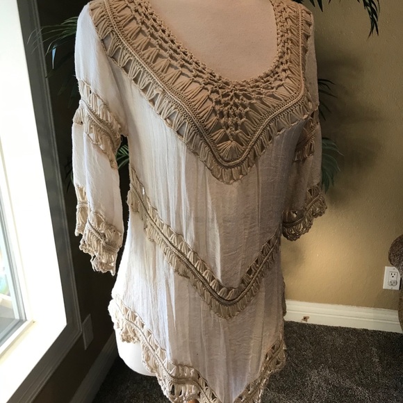 Boho macrame 3/4 sleeve top - Picture 3 of 3